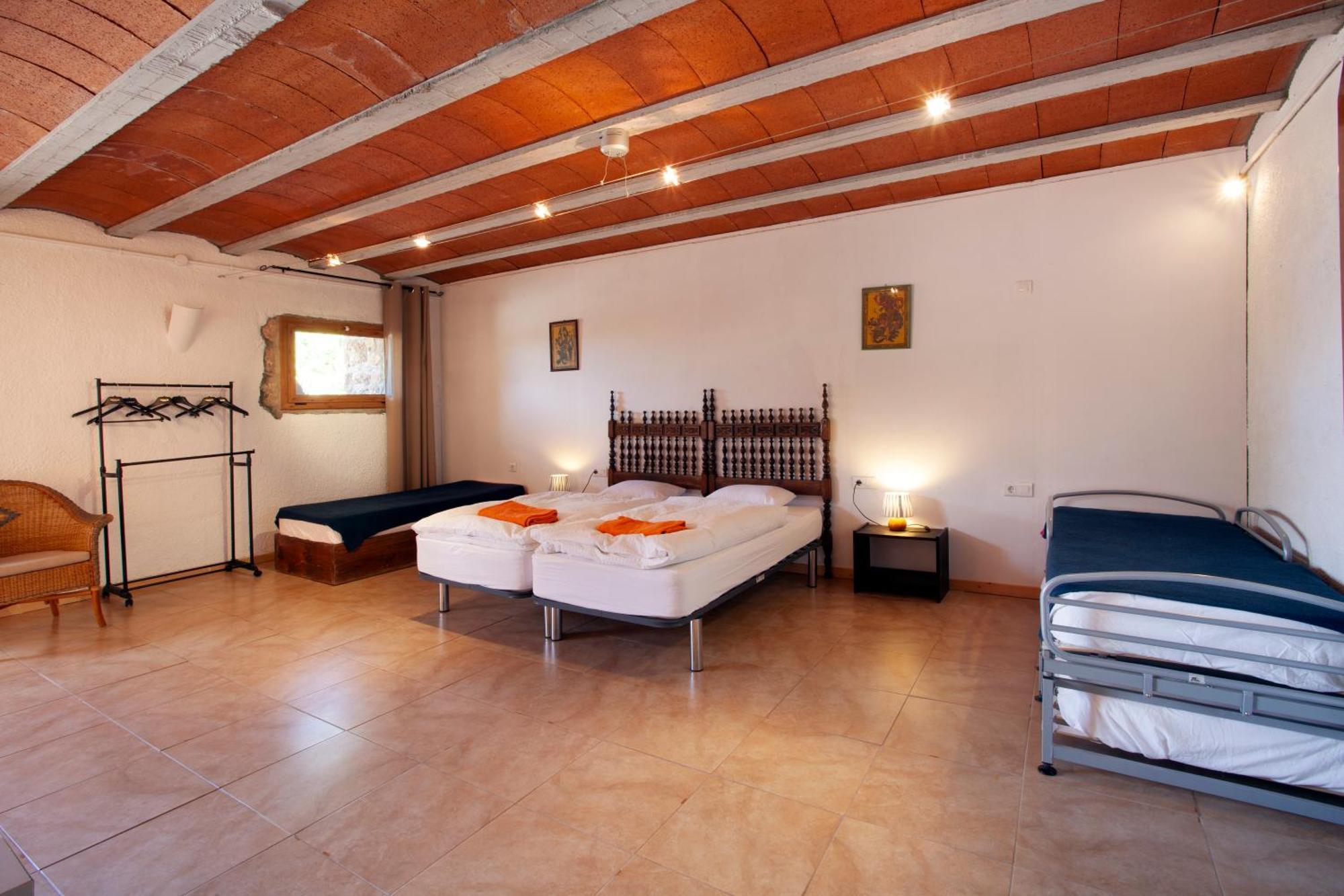 Aaccent Montblanc - Prenafeta Hotel Екстериор снимка